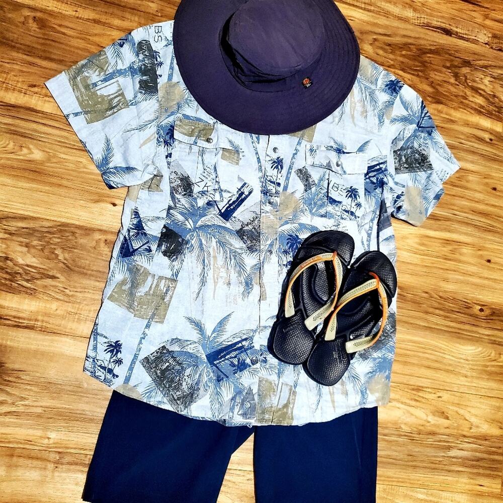 ROUTE 66 Men's blue button up short sleeved tropical shirt sz.XL